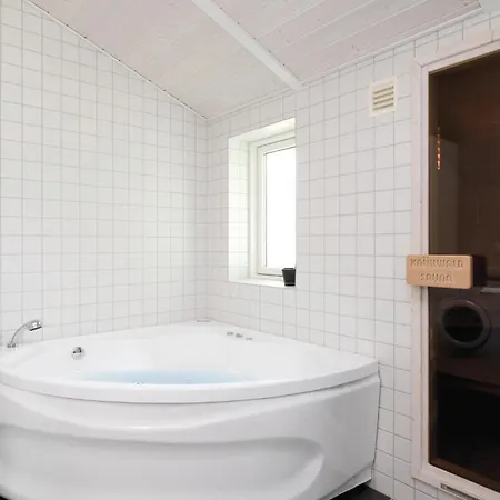 Traumhaftes Haus In Hadsund Mit Sauna