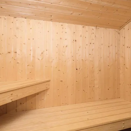 3 Bedroom Cozy In Hadsund Casa de Férias Øster Hurup